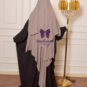 نقاب عملاق مصري